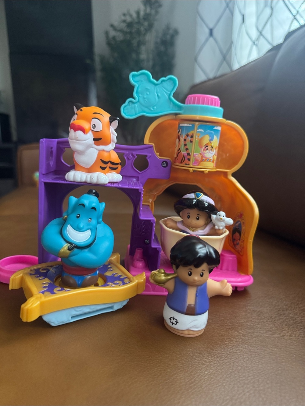 Little people Aladdin-Themed Kids Toy Playset with Blue Genie and Orange Tiger